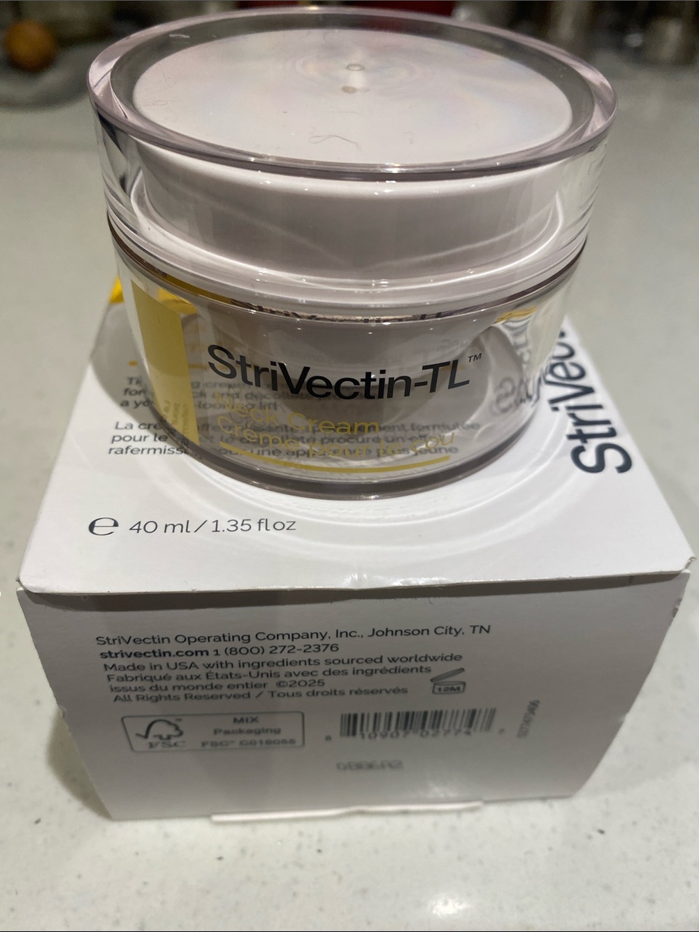StriVectin Neck Tightening cream 40ml - Picture 4 of 7